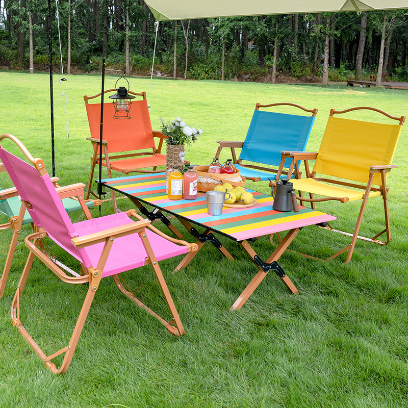 Outdoor Furniture Vendors - Kursi Kermit Warna-warni, Meja dan Kursi